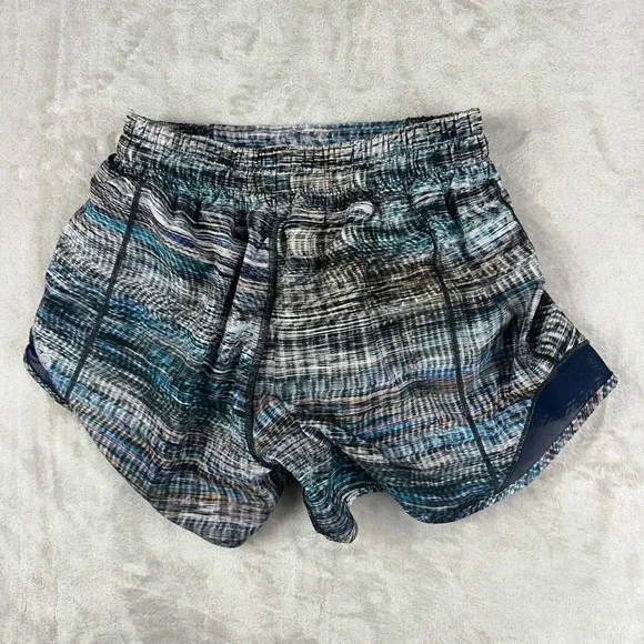Lululemon Hotty Hot Short Size 4 Tall Digital Oasis W7AUIT - Picture 3 of 7